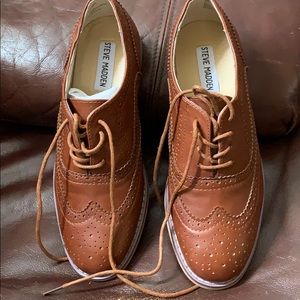 Oxford shoes